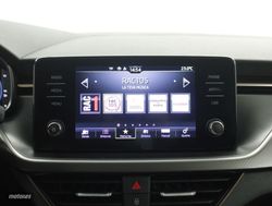 Skoda Kamiq 1.0 TSI 81KW STYLE 5P - Miniatura 12
