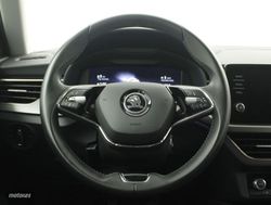 Skoda Kamiq 1.0 TSI 81KW STYLE 5P - Miniatura 13