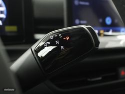 Volkswagen T-Roc 1.5 ETSI MHEV 110KW DSG R-LINE 5P - Miniatura 10