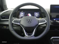 Volkswagen T-Roc 1.5 ETSI MHEV 110KW DSG R-LINE 5P - Miniatura 13