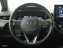 Toyota Corolla fam. 1.8 HYBRID ACTIVE TECH E-CVT 5P - Miniatura 13