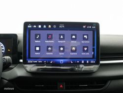 Volkswagen T-Roc 1.5 ETSI MHEV 110KW DSG R-LINE 5P - Miniatura 12