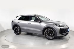 Volkswagen T-Roc 1.5 ETSI MHEV 110KW DSG R-LINE 5P - Miniatura 23