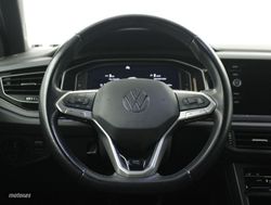 Volkswagen Polo 1.0 TSI 70KW R-LINE 5P - Miniatura 12