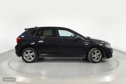 Volkswagen Polo 1.0 TSI 70KW R-LINE 5P - Miniatura 3