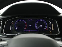 Volkswagen Polo 1.0 TSI 70KW R-LINE 5P - Miniatura 9