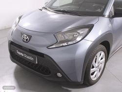Toyota Aygo X Cross 1.0 VVT-I PLAY 5P - Miniatura 29