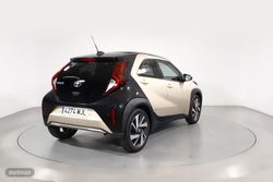 Toyota Aygo X 1.0 VVT-I CHIC 5P - Miniatura 25