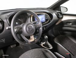 Toyota Aygo X 1.0 VVT-I CHIC 5P - Miniatura 28