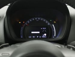 Toyota Aygo X 1.0 VVT-I CHIC 5P - Miniatura 9