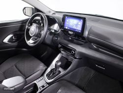 Toyota Yaris 1.5 VVT-I HEV ACTIVE PLUS 5P - Miniatura 15
