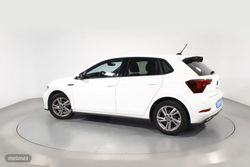 Volkswagen Polo 1.0 TSI 70KW R-LINE 5P - Miniatura 18