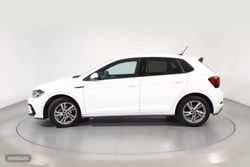 Volkswagen Polo 1.0 TSI 70KW R-LINE 5P - Miniatura 19