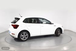 Volkswagen Polo 1.0 TSI 70KW R-LINE 5P - Miniatura 24