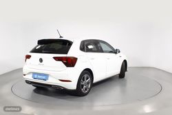Volkswagen Polo 1.0 TSI 70KW R-LINE 5P - Miniatura 25