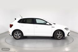 Volkswagen Polo 1.0 TSI 70KW R-LINE 5P - Miniatura 3
