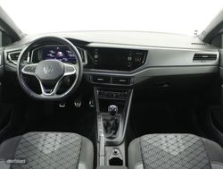 Volkswagen Polo 1.0 TSI 70KW R-LINE 5P - Miniatura 4