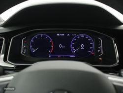 Volkswagen Polo 1.0 TSI 70KW R-LINE 5P - Miniatura 9