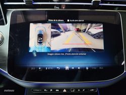 Mercedes Clase E 300 de con tecnología hibrida EQ - Miniatura 20