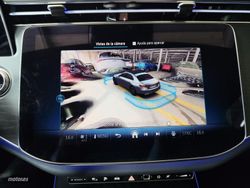 Mercedes Clase E 300 de con tecnología hibrida EQ - Miniatura 21