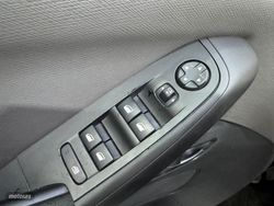 Citroen C4 Picasso 1.2 S&S Live 110 CV - Miniatura 17