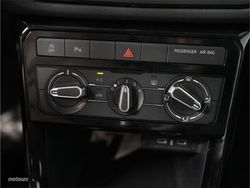 Volkswagen T-Cross 1.0 TSI 95CV Mas - Miniatura 13
