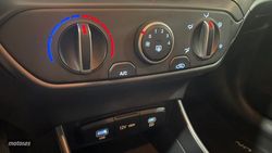 Hyundai i20 1.0 TGDI Klass 48V 100 - Miniatura 19