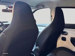 Renault Twingo 900 TCE 90CV - Miniatura 21