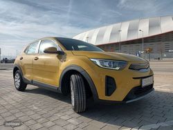 Kia Stonic Concept, Drive y GT Line - Miniatura 3