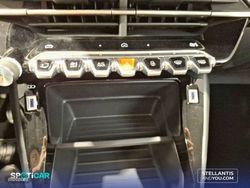Peugeot 208 Turbo 100 S&S 6 Vel. MAN Allure - Miniatura 18