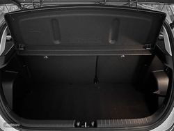 Hyundai i20 1.2 MPI 79CV Klass - Miniatura 16