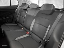 Skoda Fabia 1.0 MPI 80CV Essence - Miniatura 18