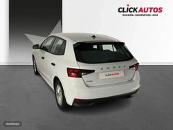 Skoda Fabia 1.0 MPI 80CV Essence - Miniatura 4