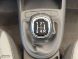 Hyundai i10 1.2 MPI 79CV Sense - Miniatura 17