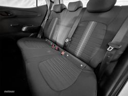 Hyundai i10 1.0 MPI 66CV Essence - Miniatura 12