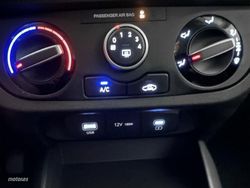 Hyundai i10 1.0 MPI 66CV Essence - Miniatura 8