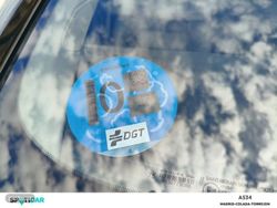 Citroen C5 X Hybrid 180 e-EAT8 Plus - Miniatura 21
