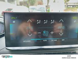 Peugeot 3008 300 e-EAT8 Allure Pack - Miniatura 17
