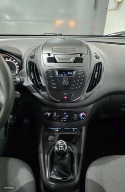 Ford Tourneo Courier Trend tdci - Miniatura 12