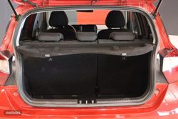 Hyundai i10 1.0 MPI 63 CV Klass - Miniatura 17