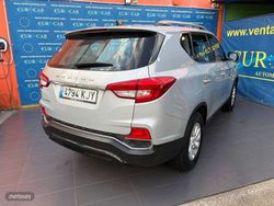 Ssangyong Rexton D22 DTR 4x2 Premium 7 plazas - Miniatura 10