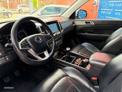 Ssangyong Rexton D22 DTR 4x2 Premium 7 plazas - Miniatura 17