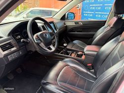 Ssangyong Rexton D22 DTR 4x2 Premium 7 plazas - Miniatura 19