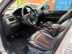 Ssangyong Rexton D22 DTR 4x2 Premium 7 plazas - Miniatura 20