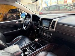 Ssangyong Rexton D22 DTR 4x2 Premium 7 plazas - Miniatura 29