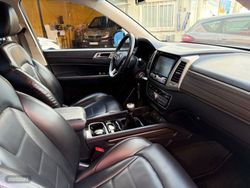 Ssangyong Rexton D22 DTR 4x2 Premium 7 plazas - Miniatura 32