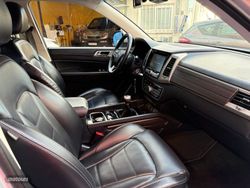 Ssangyong Rexton D22 DTR 4x2 Premium 7 plazas - Miniatura 33