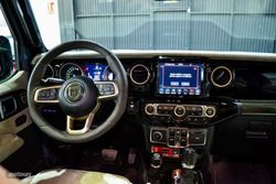 Jeep Wrangler Brute 4XE - Miniatura 11