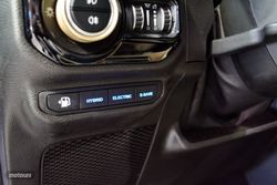 Jeep Wrangler Brute 4XE - Miniatura 26