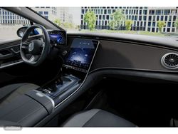 Mercedes EQE 350+ + amg line exterior e interior - Miniatura 12